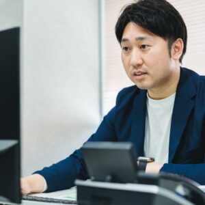 小川智弘